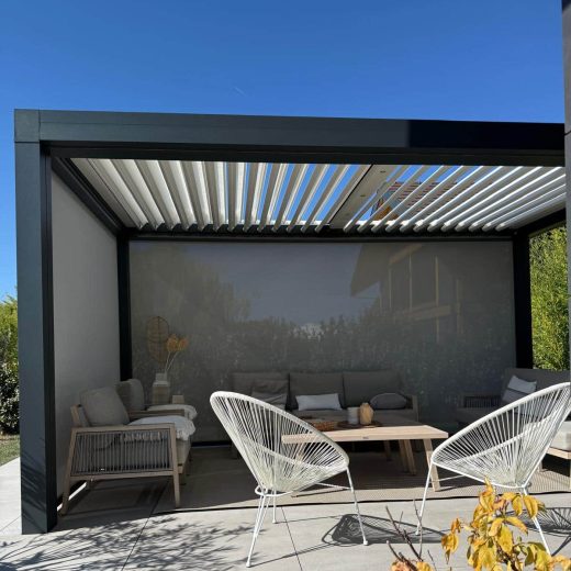 Installation de pergolas bioclimatiques et sur mesure en Haute-Savoie