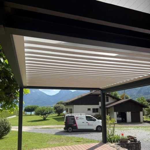 Experts en pose de stores, pergolas et volets roulants sur mesure en Haute Savoie